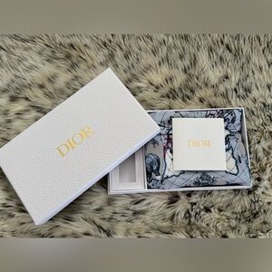 Dior Platinum Welcome Gift Around the World Drawstring Bag w/box GWP VIP